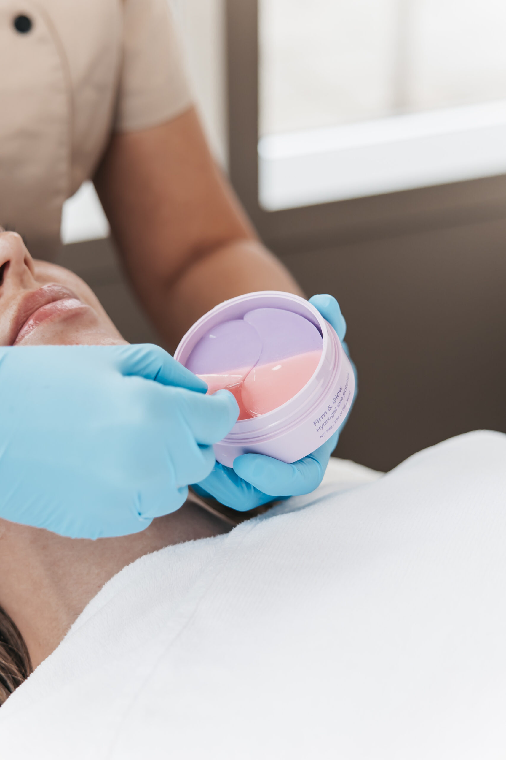 Zwangerschapsmasker behandelen