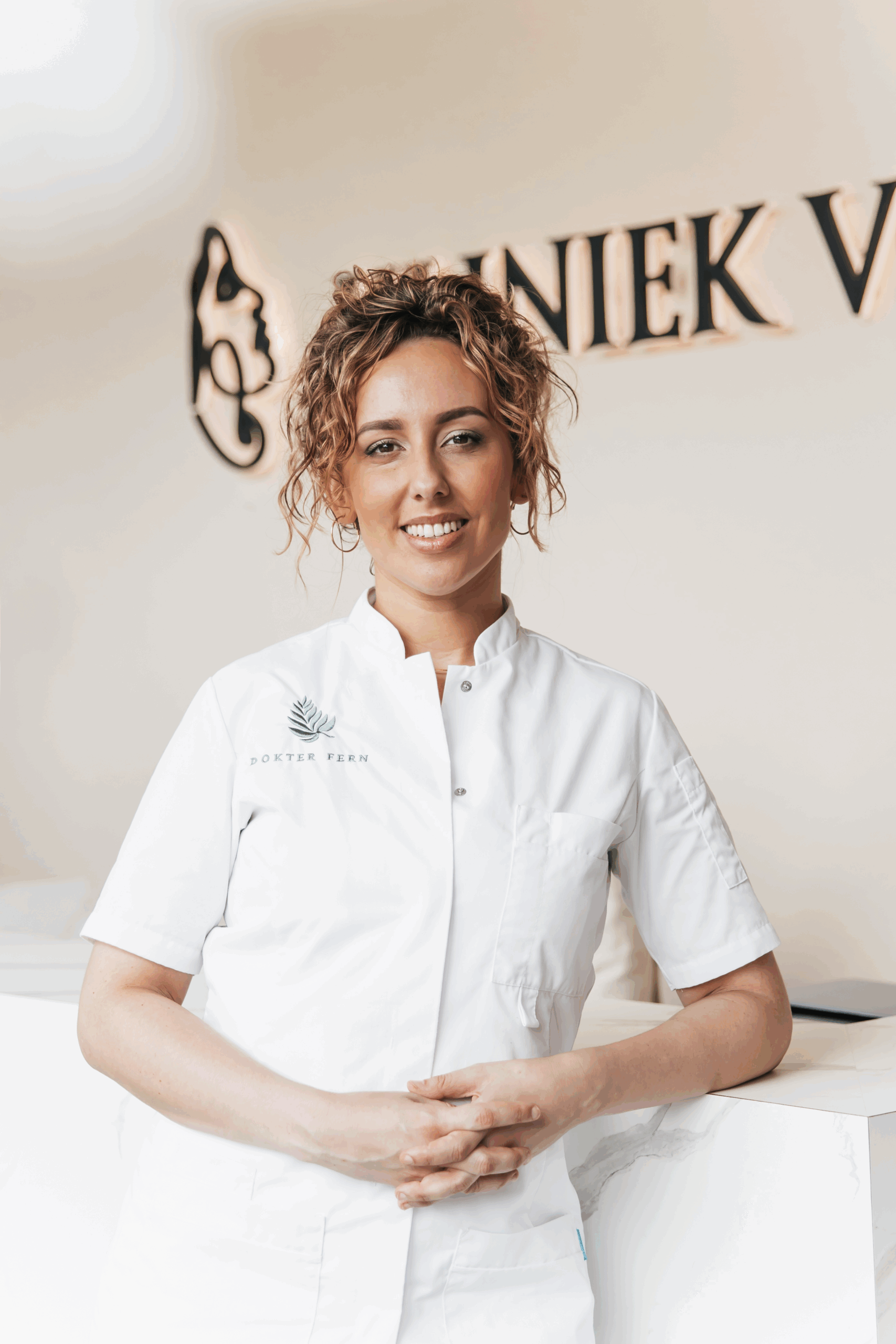 Drs. Fern Hubers van Assenraad