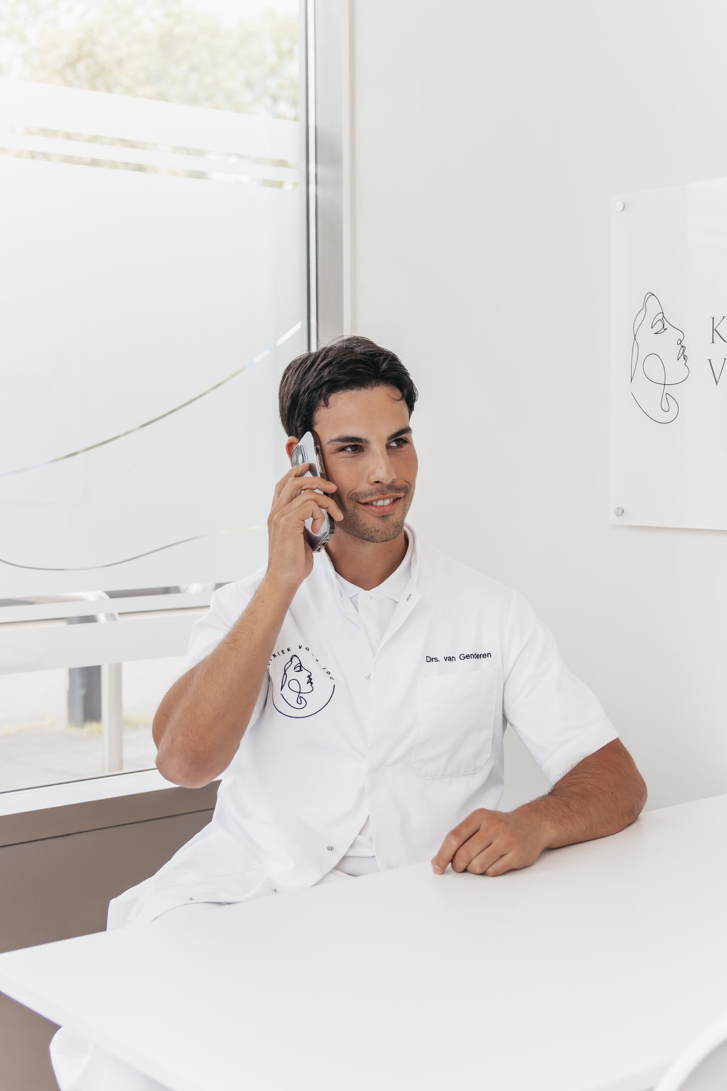 Drs. Tobias van Genderen